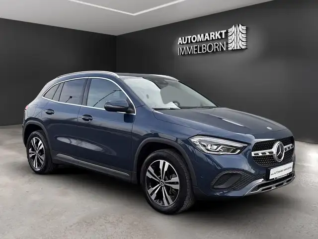 Mercedes-Benz GLA 250 e Distro*Kamera*18*LED*Leder*1Hand