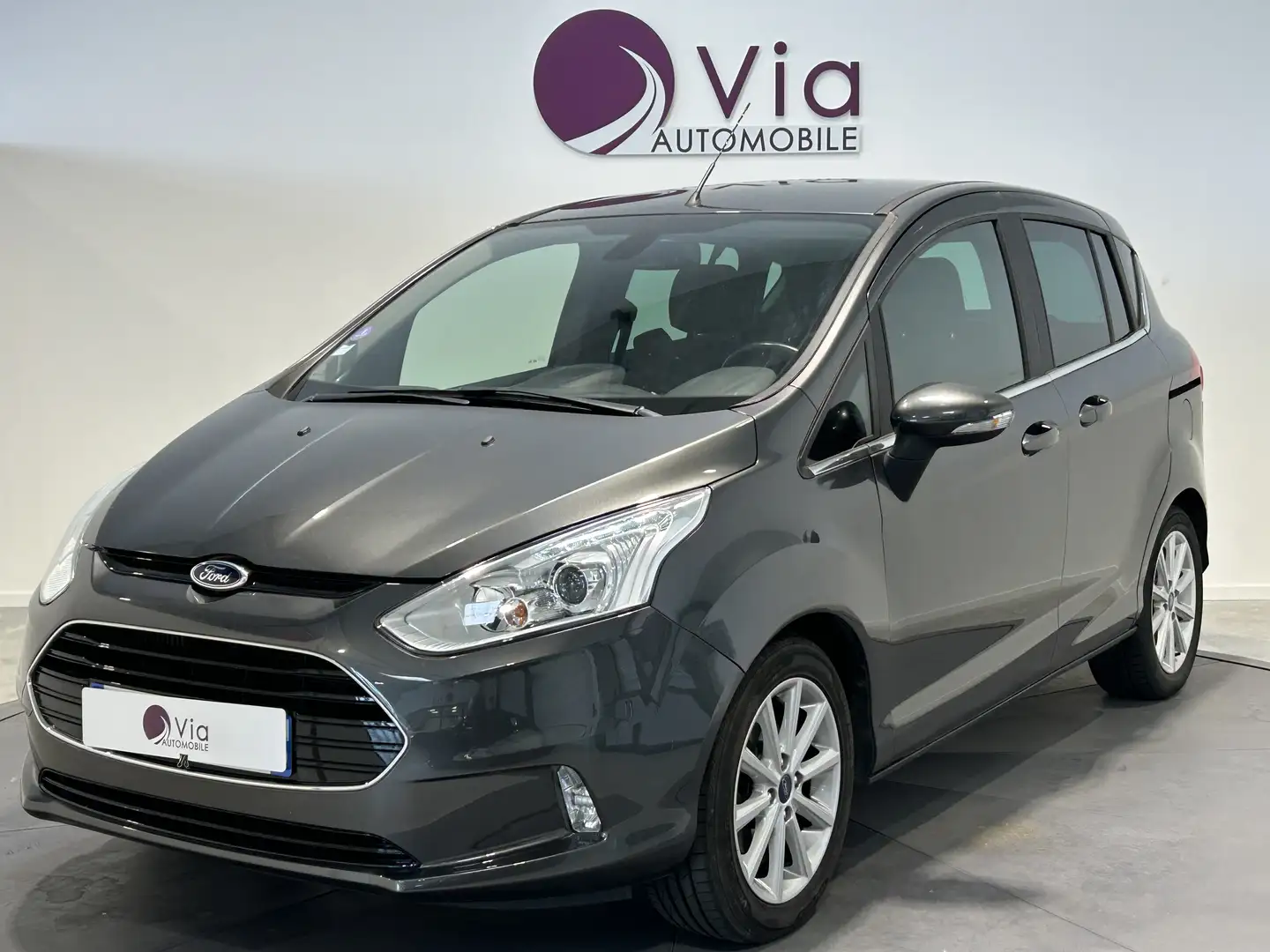 Ford B-Max EcoBoost 125 S\u0026amp;S Titanium Gris - 1