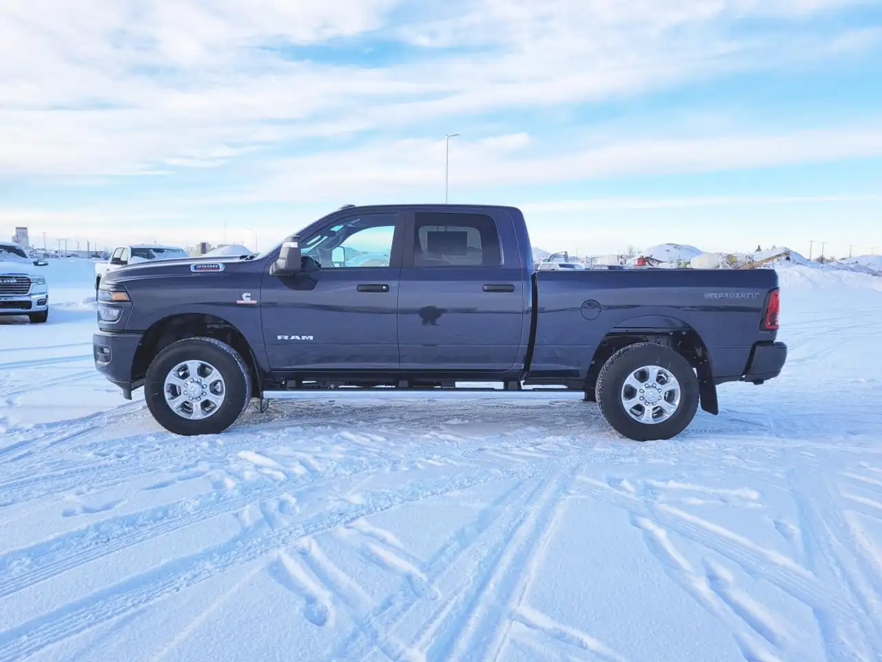 RAM 3500 снимка RAM 3500