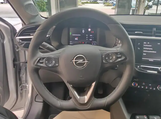 Opel Corsa view 13