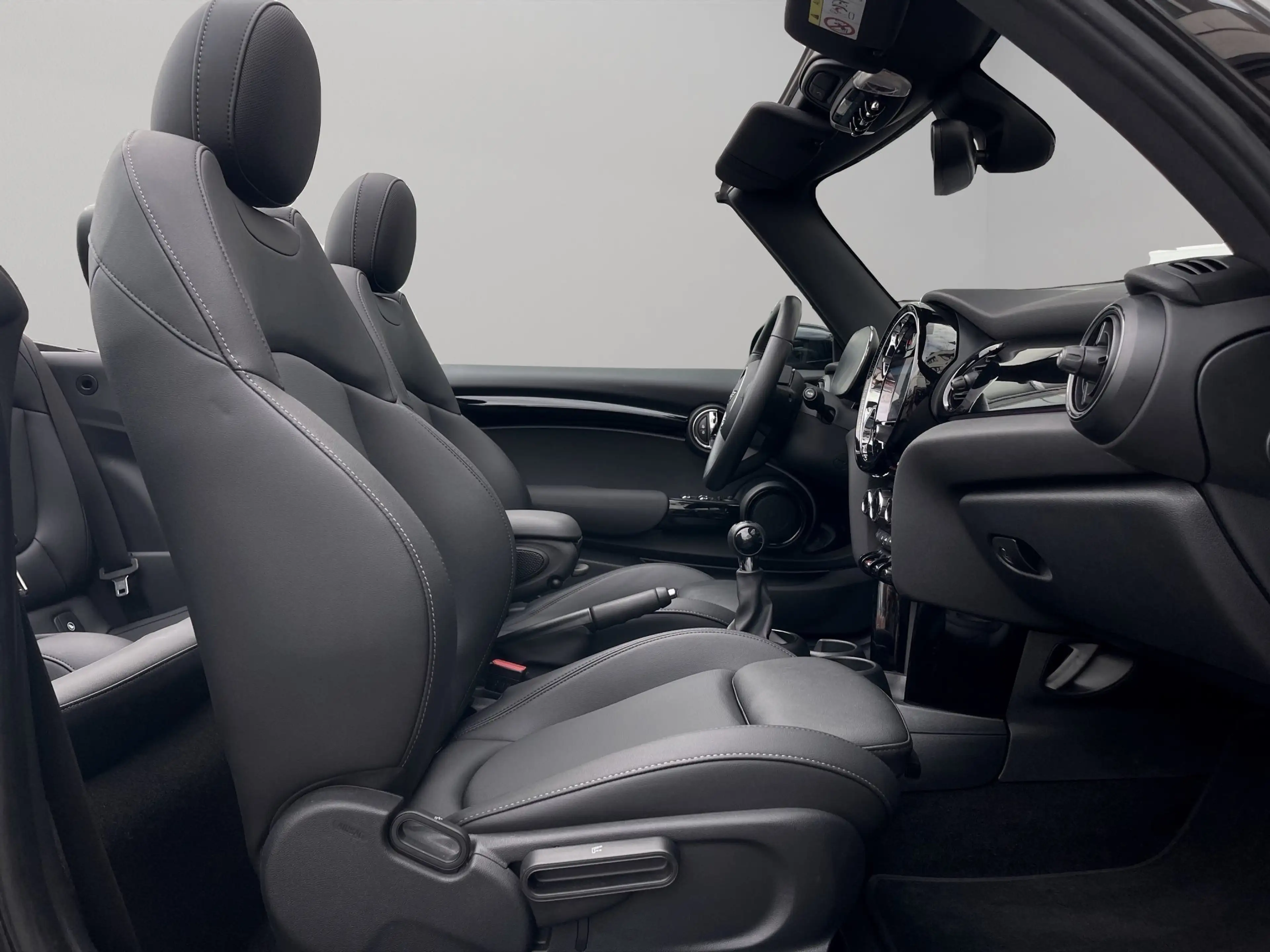 MINI Cooper Cabrio Cooper Cabrio — photo 12