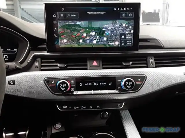 Audi RS5 view 9