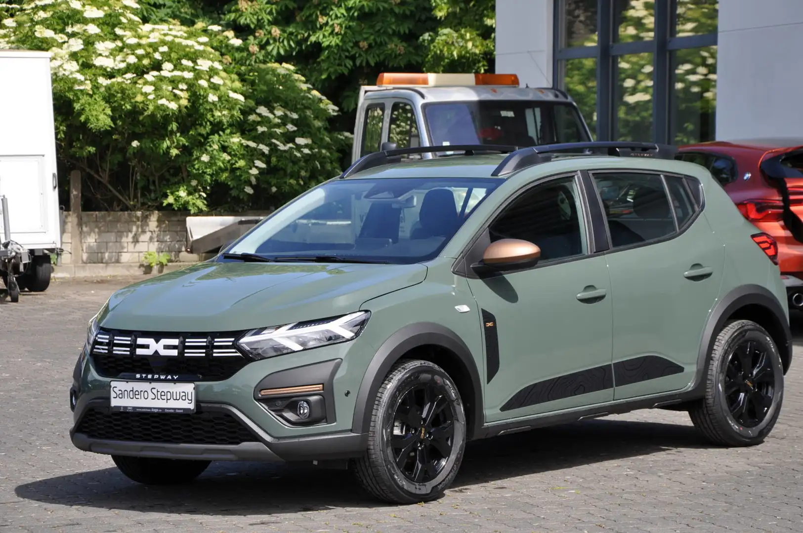 Dacia Sandero III Stepway Extreme+ Eco-G 100 *PDC*NAV* Gris - 2