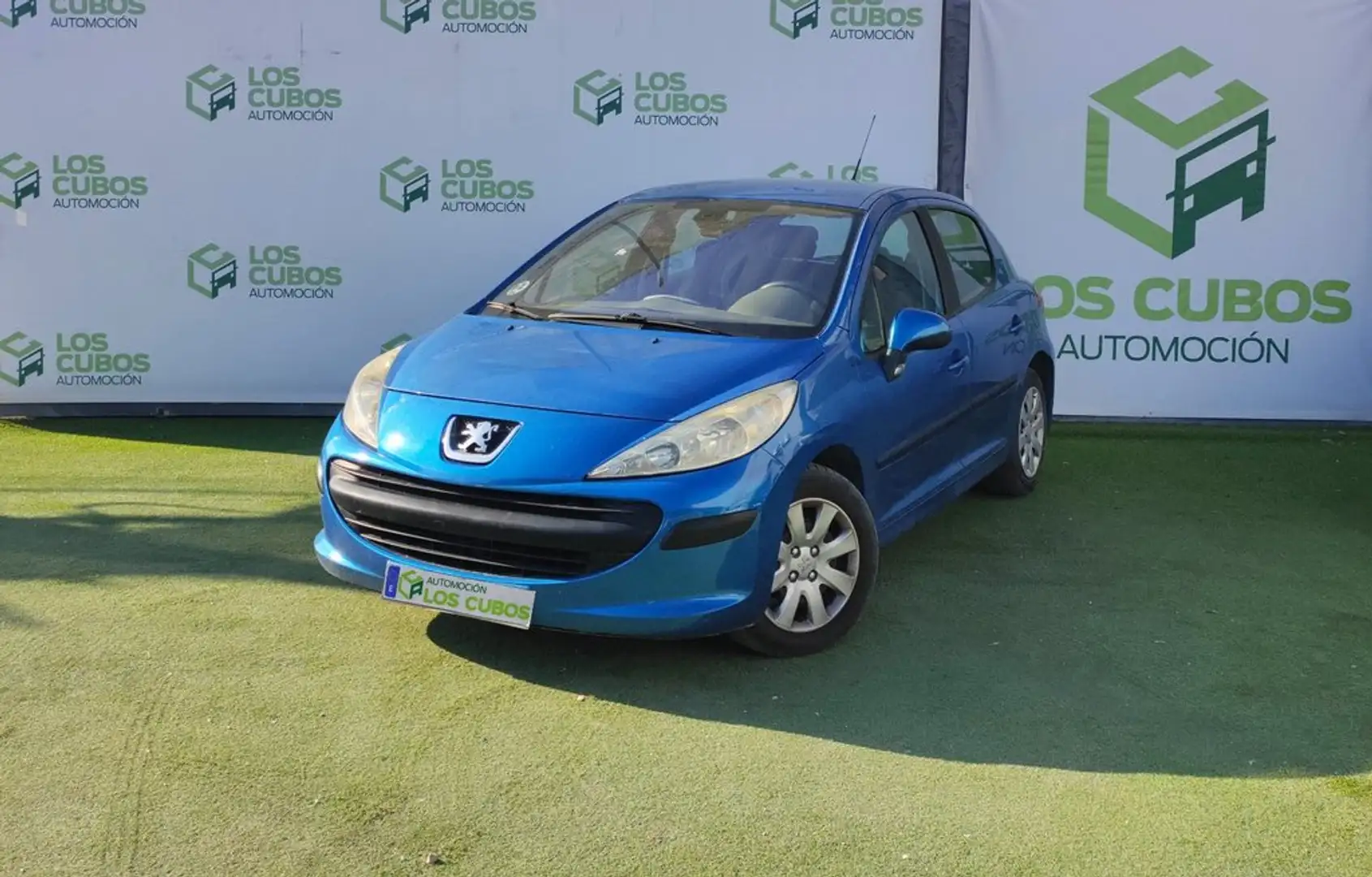 Peugeot 207 1.4 HDI X-Line Blau - 1