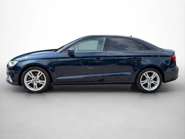 Audi A3 view 3
