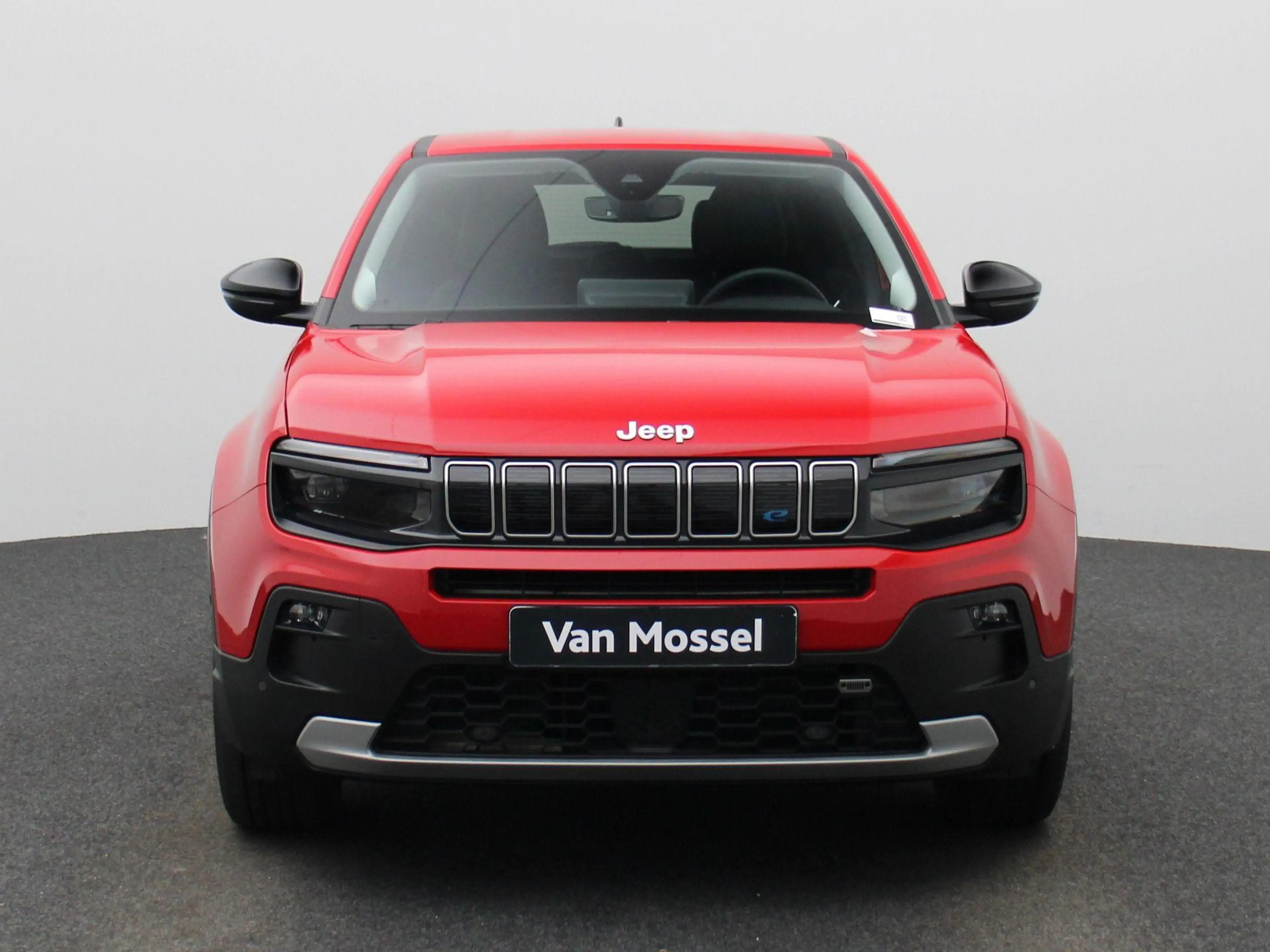 Jeep Avenger 54kWh Altitude — photo 3