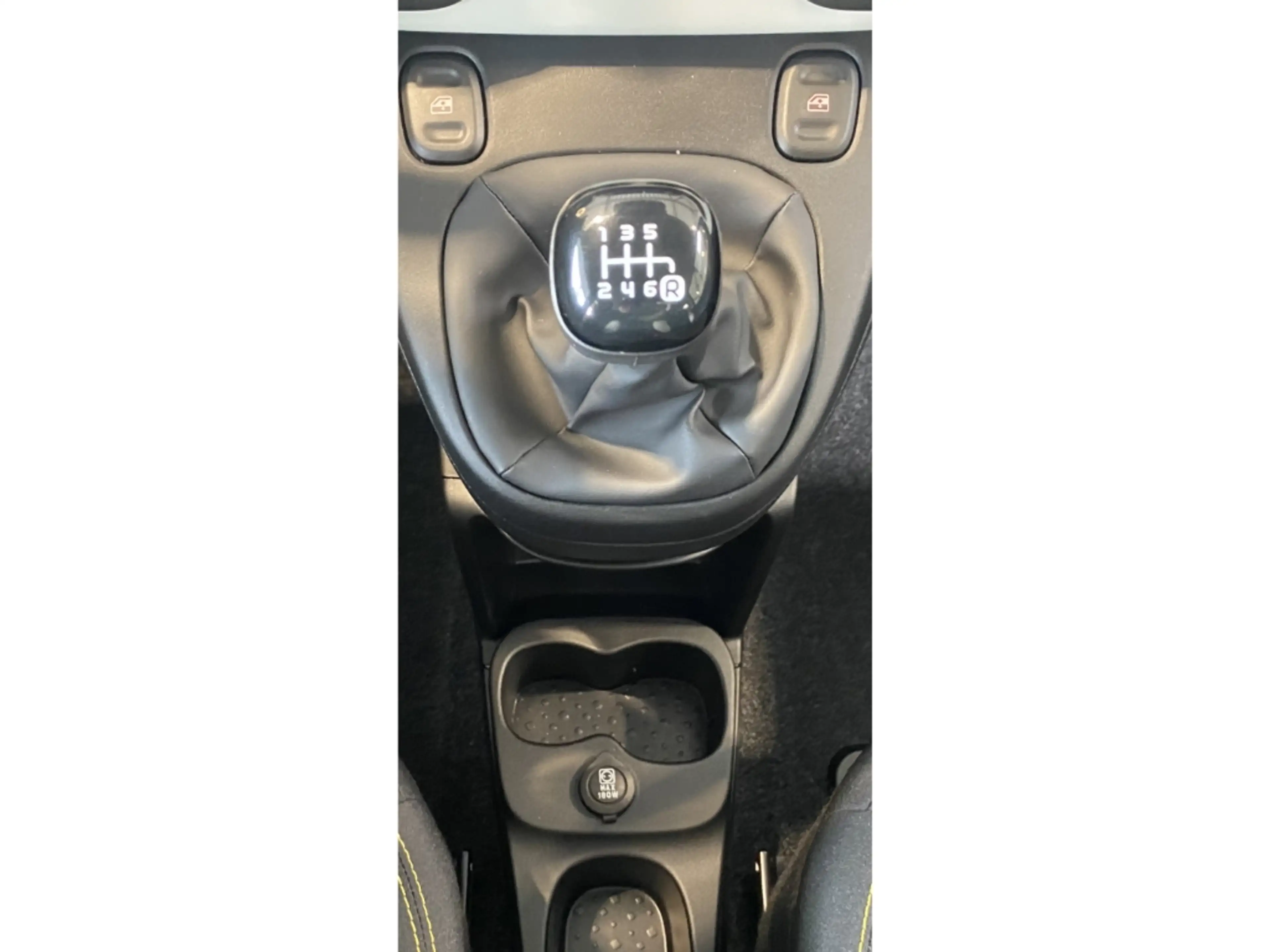 Fiat New Panda Hybrid Cross *Klimaanlage *Multifunktionslenkrad * — photo 13