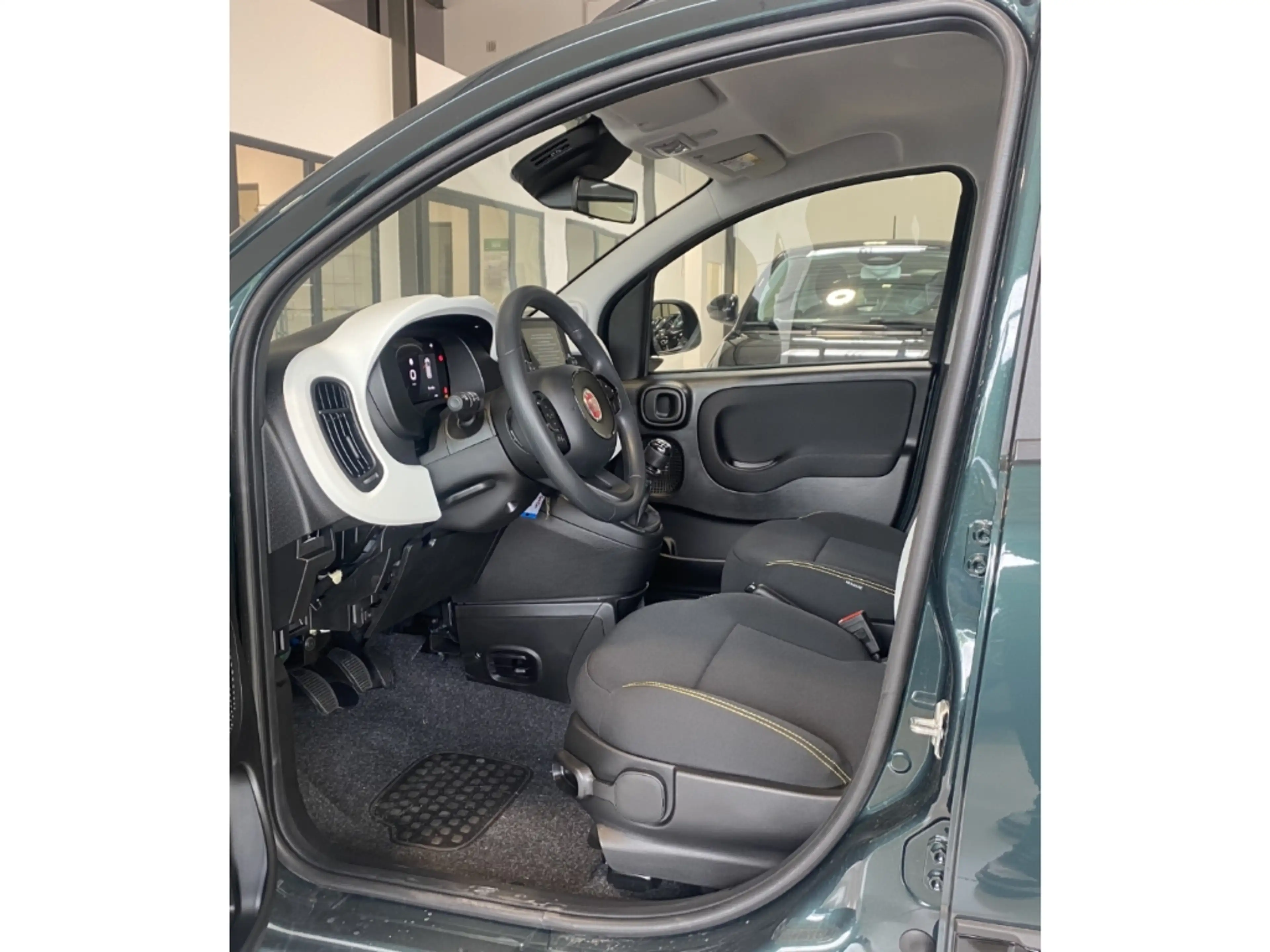 Fiat New Panda Hybrid Cross *Klimaanlage *Multifunktionslenkrad * — photo 7
