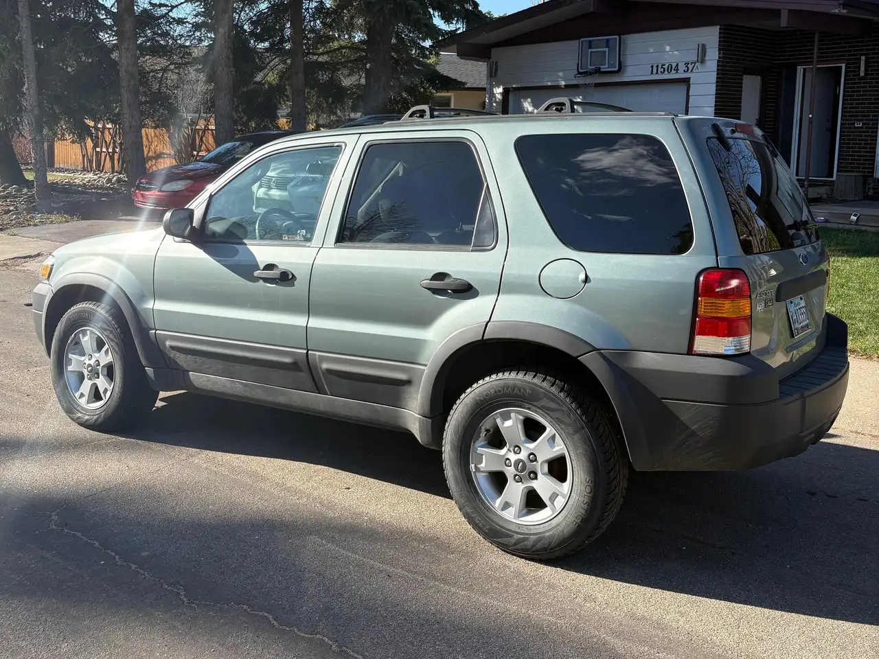 Ford Escape снимка Ford Escape
