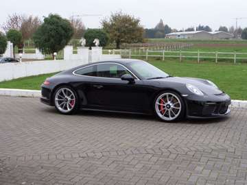 GT3 4.0 Touring manual gearbox Bucket seats LIFT