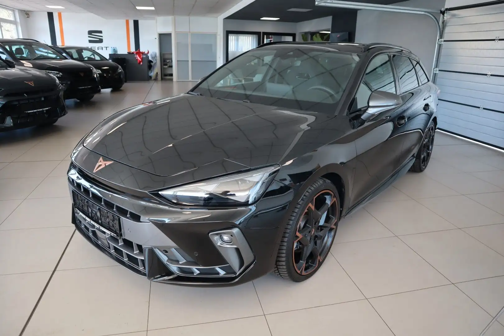 CUPRA Leon Sportstourer /NEUES MODELL/FULL LINK/DAB Schwarz - 1
