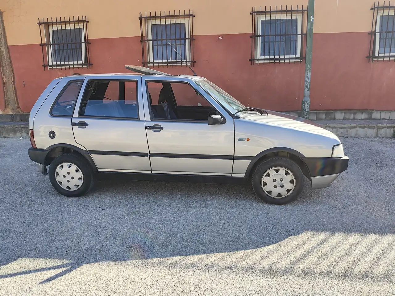 Fiat Uno 5p 1.5 ie SX 75cv cat., foto 2