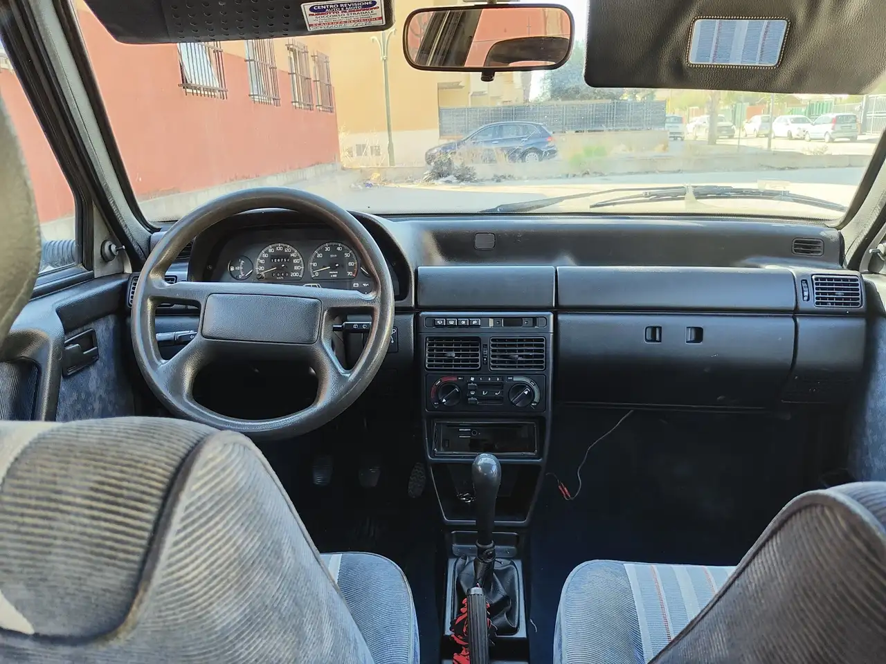 Fiat Uno 5p 1.5 ie SX 75cv cat., foto 5