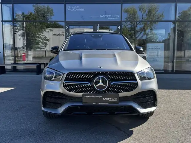Mercedes-Benz GLE 400 Coupe d 4Matic AMG Line Softclose, HUD Ansicht 2