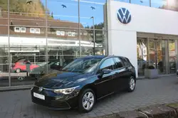 Volkswagen Golf VIII Lim. Life 1.5 TSI Navi,LED,PDC,Kamera
