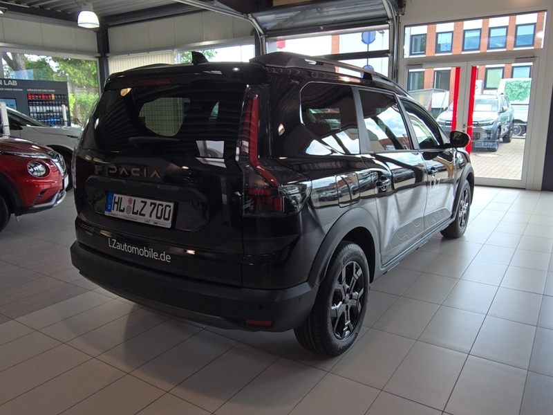 Dacia Jogger Extreme Hybrid 155 — photo 4