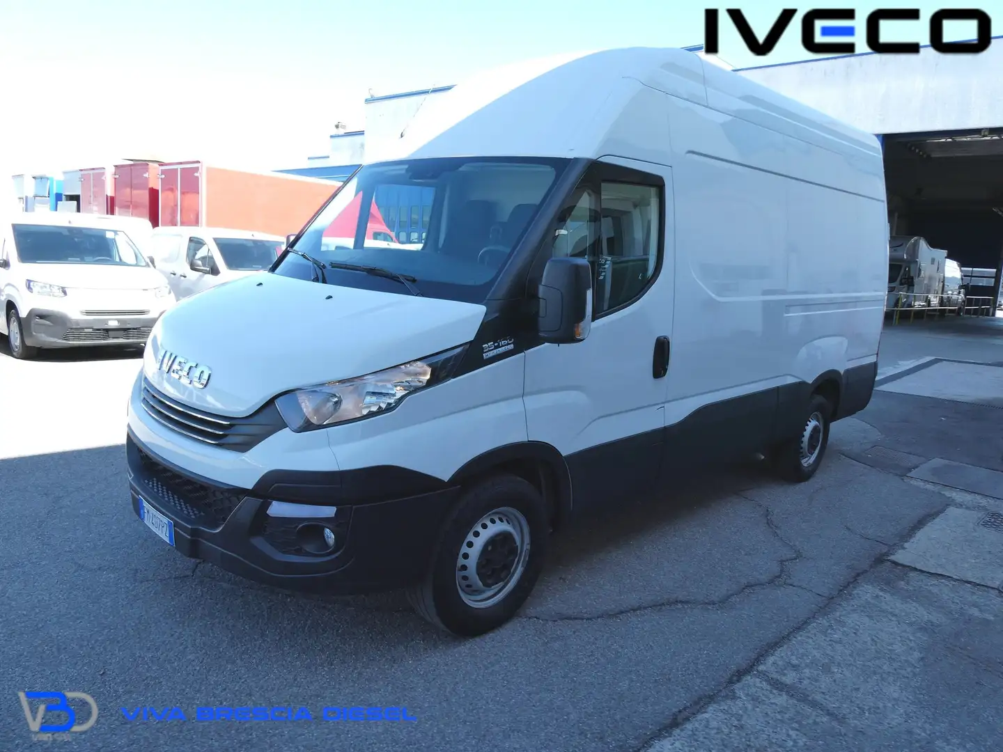 Iveco Daily 35S14 Hi-Matic furgone 3520L h3 Bianco - 1