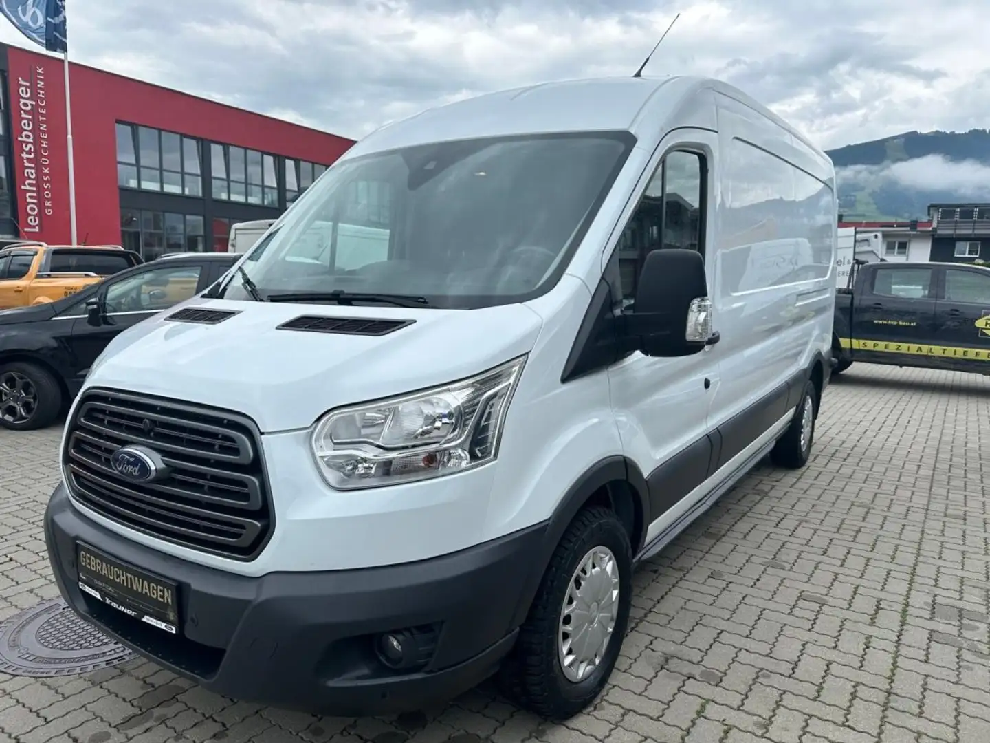 Ford Transit Kasten 2,2 TDCi 4x4 L3H2 350 Trend Weiß - 2