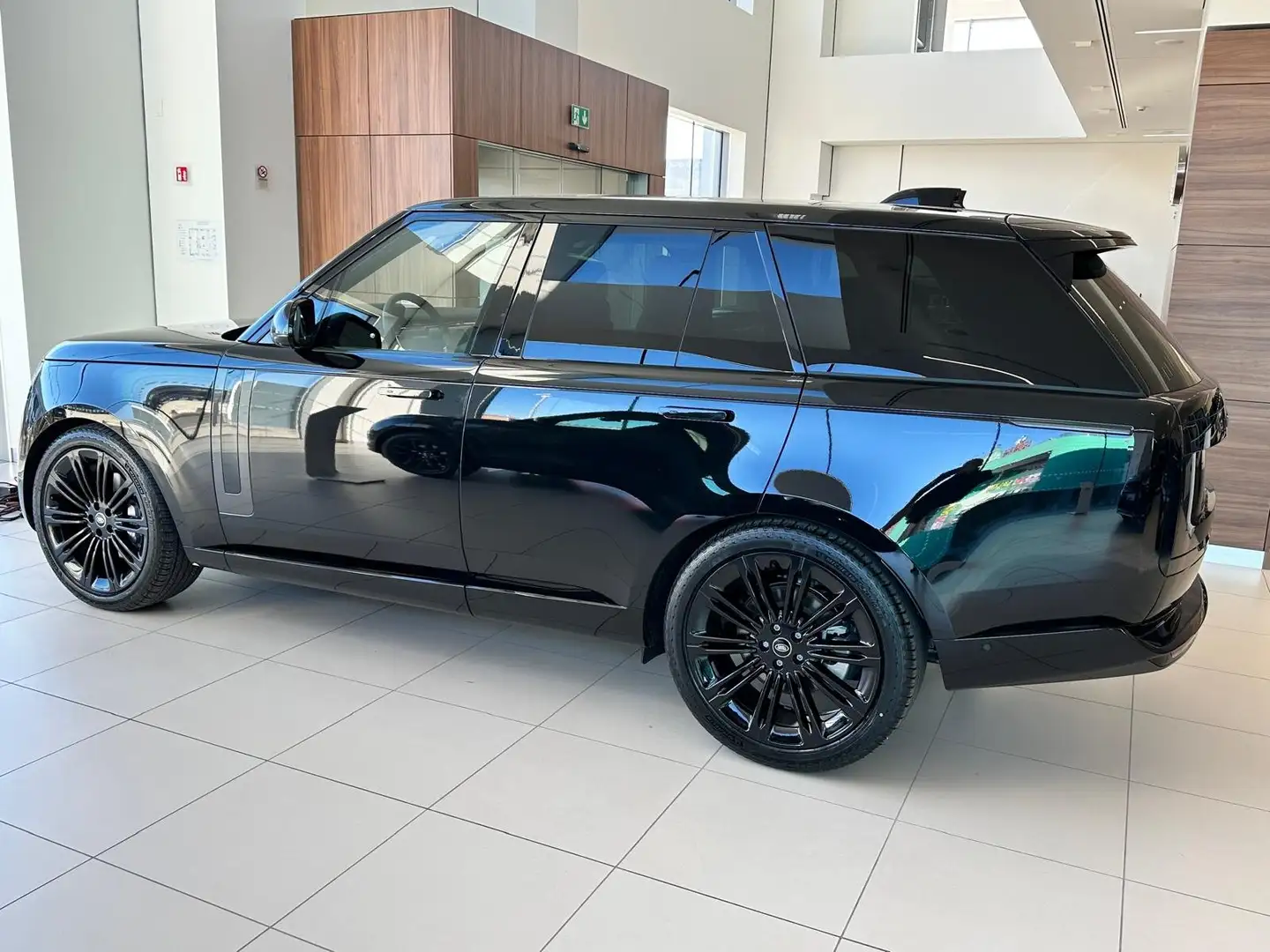Land Rover Range Rover 3.0d i6 mhev SE awd 249cv auto Nero - 2