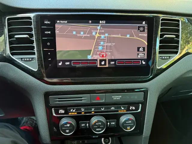 Volkswagen Golf view 14