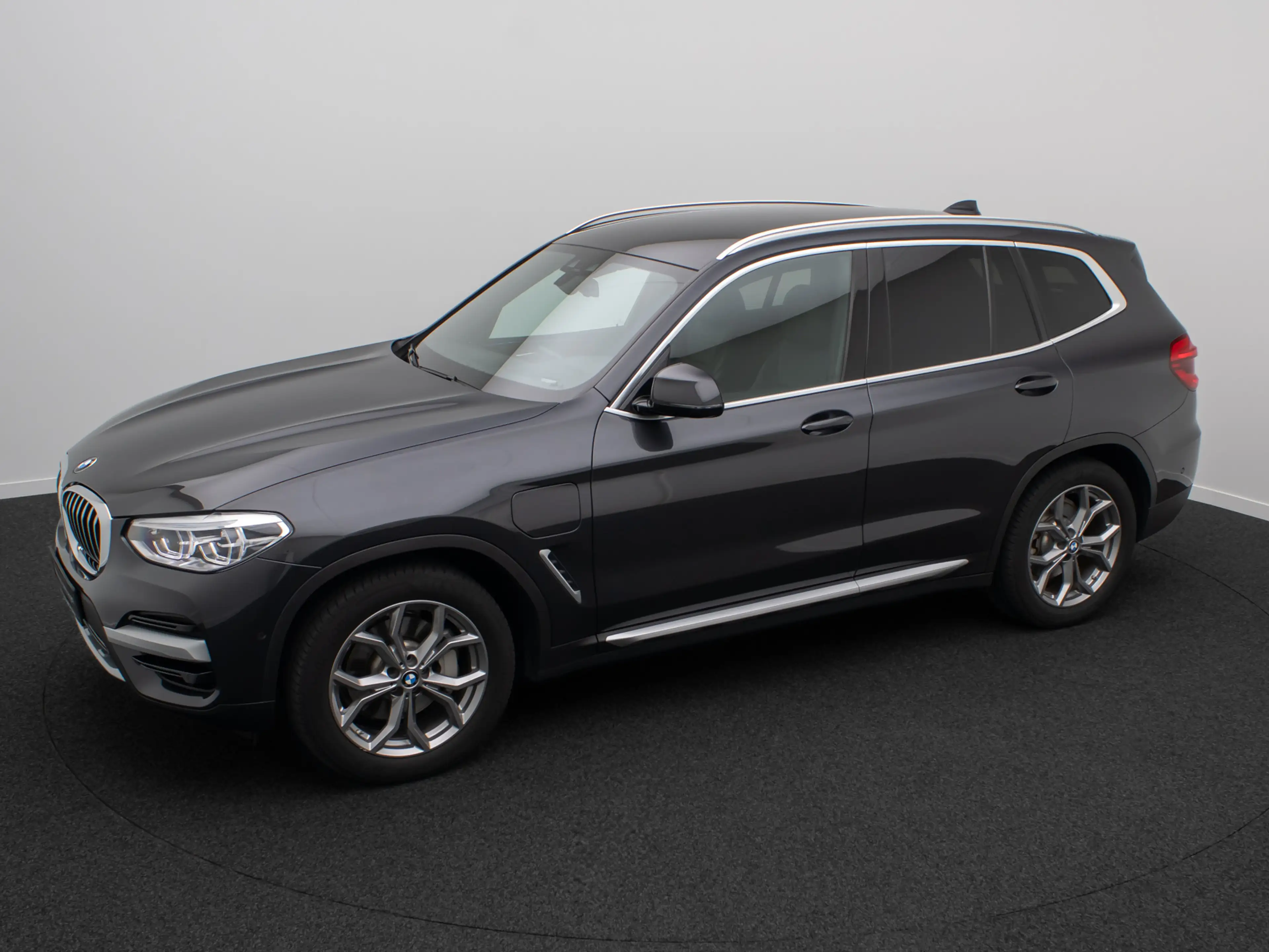 BMW X3 xLine HUD DAB Kamera Alarm HiFi 19Zoll — photo 12