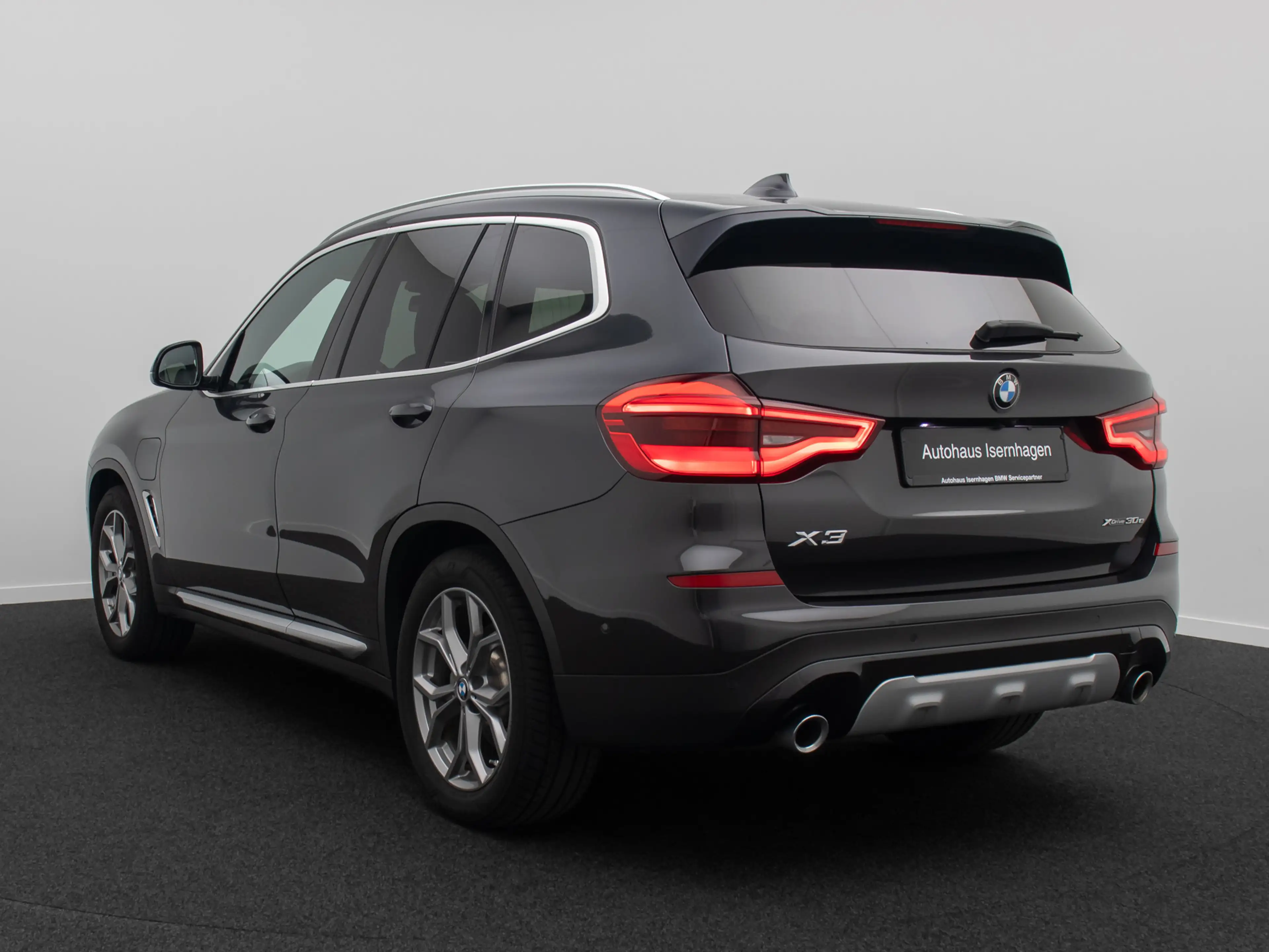 BMW X3 xLine HUD DAB Kamera Alarm HiFi 19Zoll — photo 9