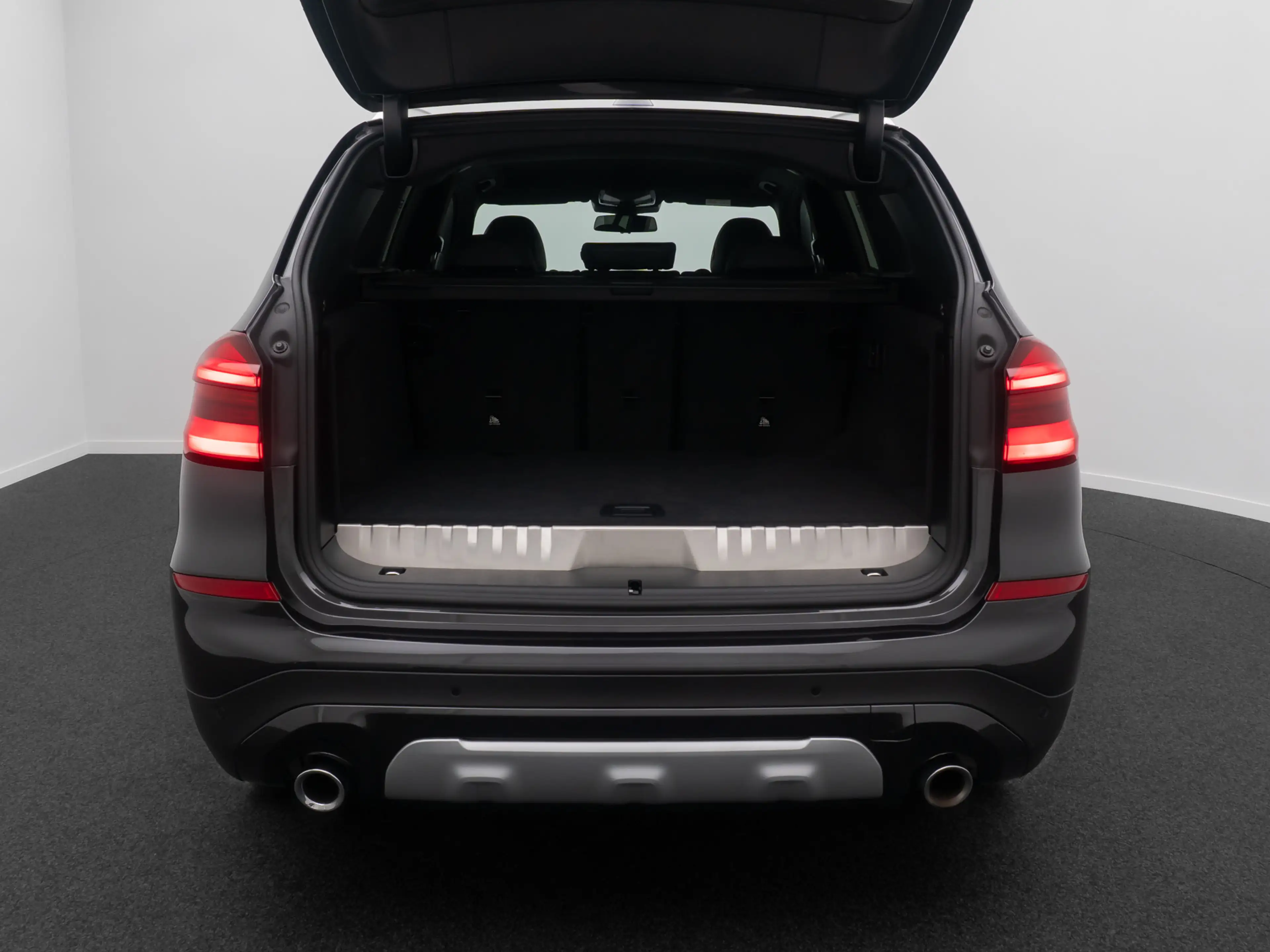 BMW X3 xLine HUD DAB Kamera Alarm HiFi 19Zoll — photo 13