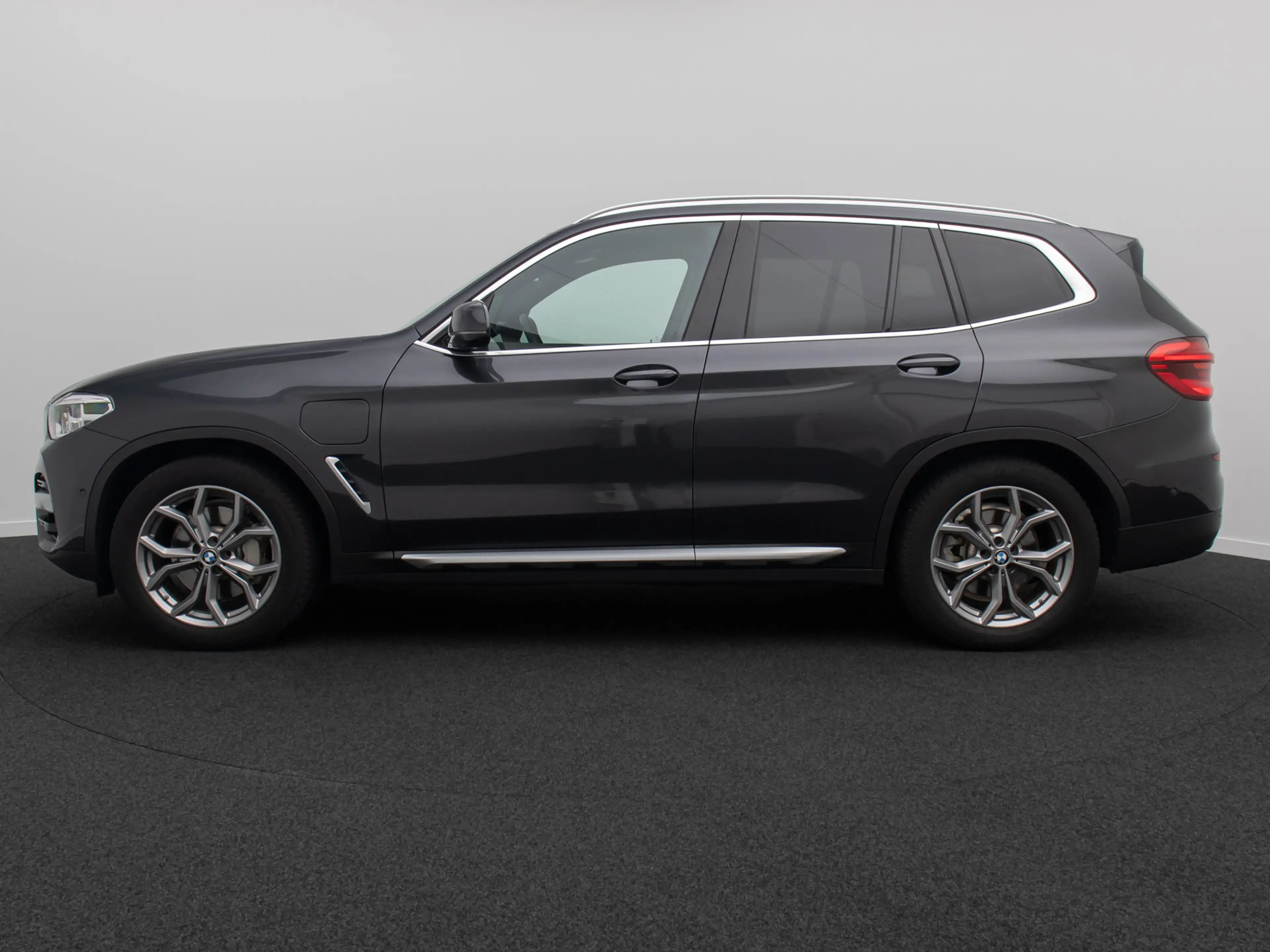 BMW X3 xLine HUD DAB Kamera Alarm HiFi 19Zoll — photo 11