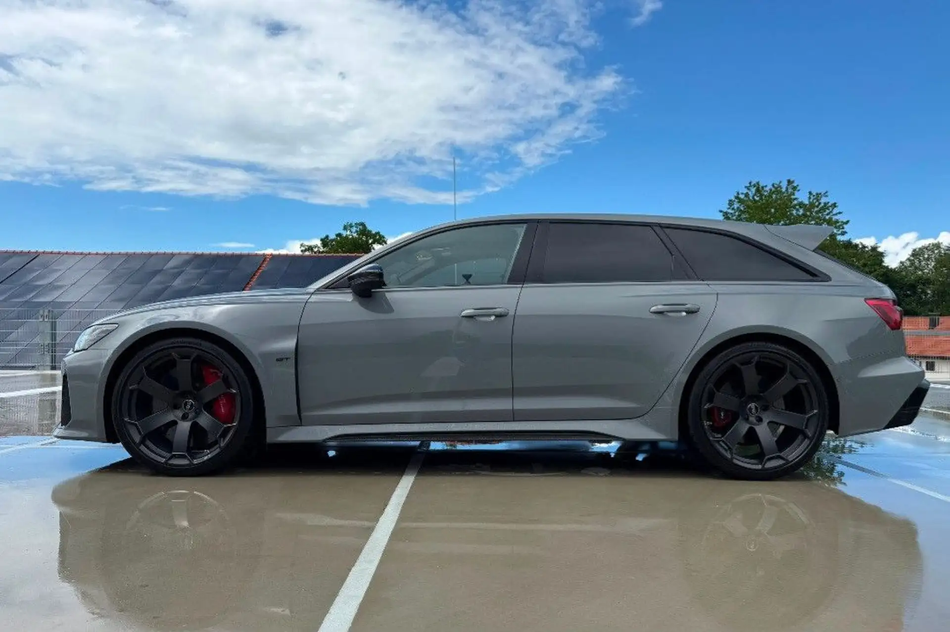 아우디 RS6 4.0 TFSI 2025 회색 사진 2