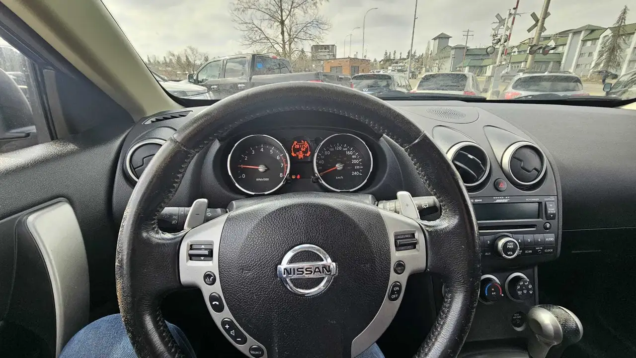 Nissan Rogue fotografie Nissan Rogue