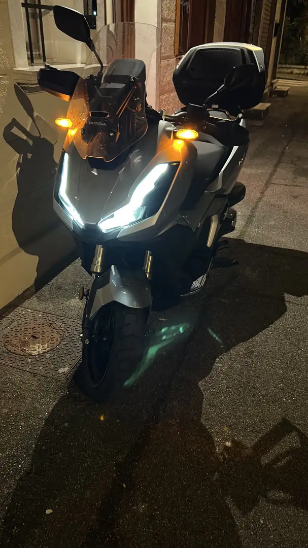 Honda ADV 350 Grigio - 1