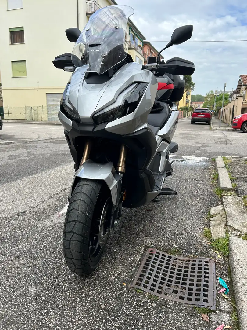 Honda ADV 350 Grigio - 2