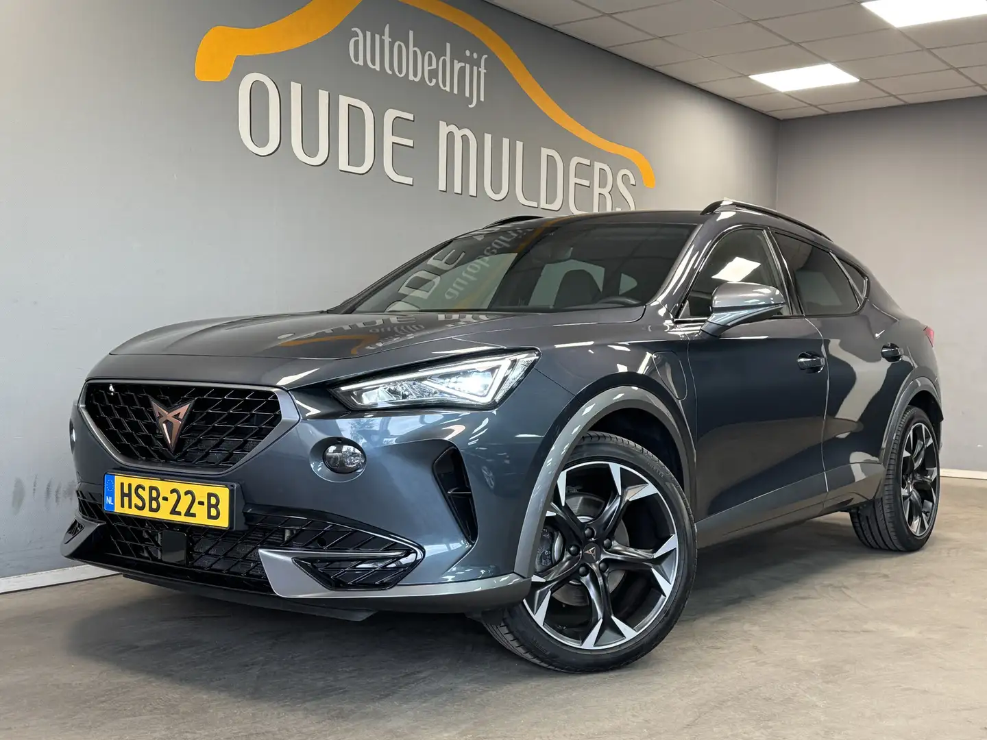 CUPRA Formentor 1.4 TSI e-Hybrid Essential Camera/Wegklapbare-Trek Gris - 1