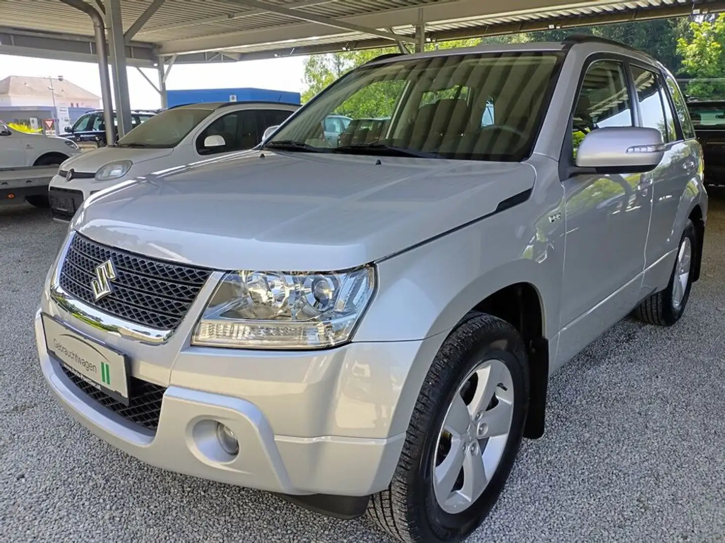 Suzuki Grand Vitara Grand 1,9 Deluxe DDiS !2.Besitz/Serviceheft Silber - 1