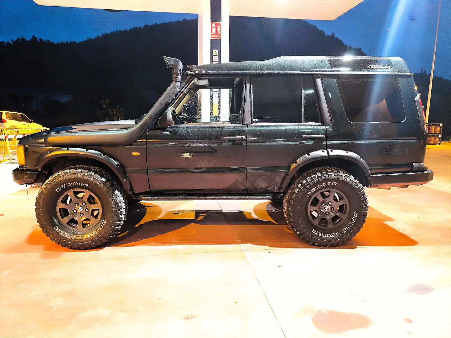 Land Rover Discovery Expedition TD 5 - 1