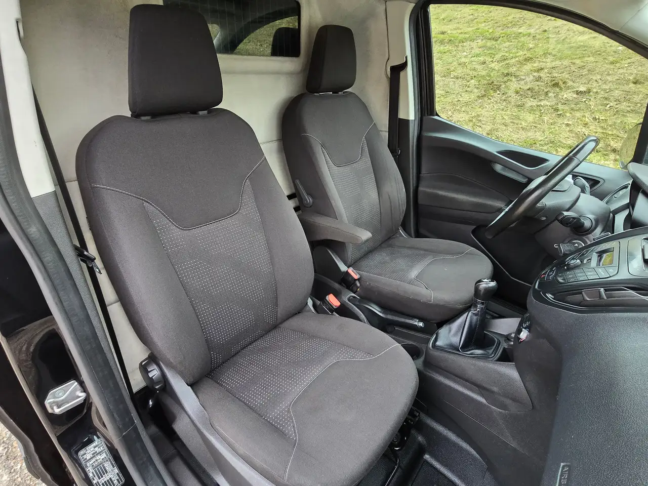 Ford Transit Courier Trend – Bild 14