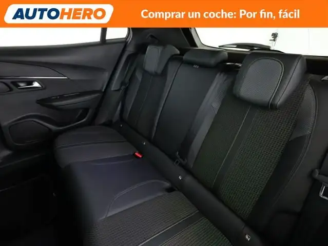 Peugeot 2008 view 15