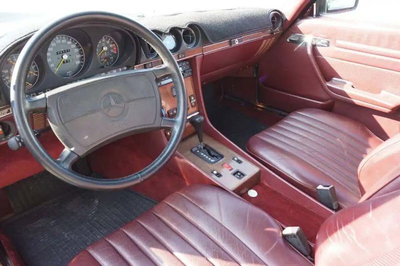 Mercedes-Benz SL 560, foto 4