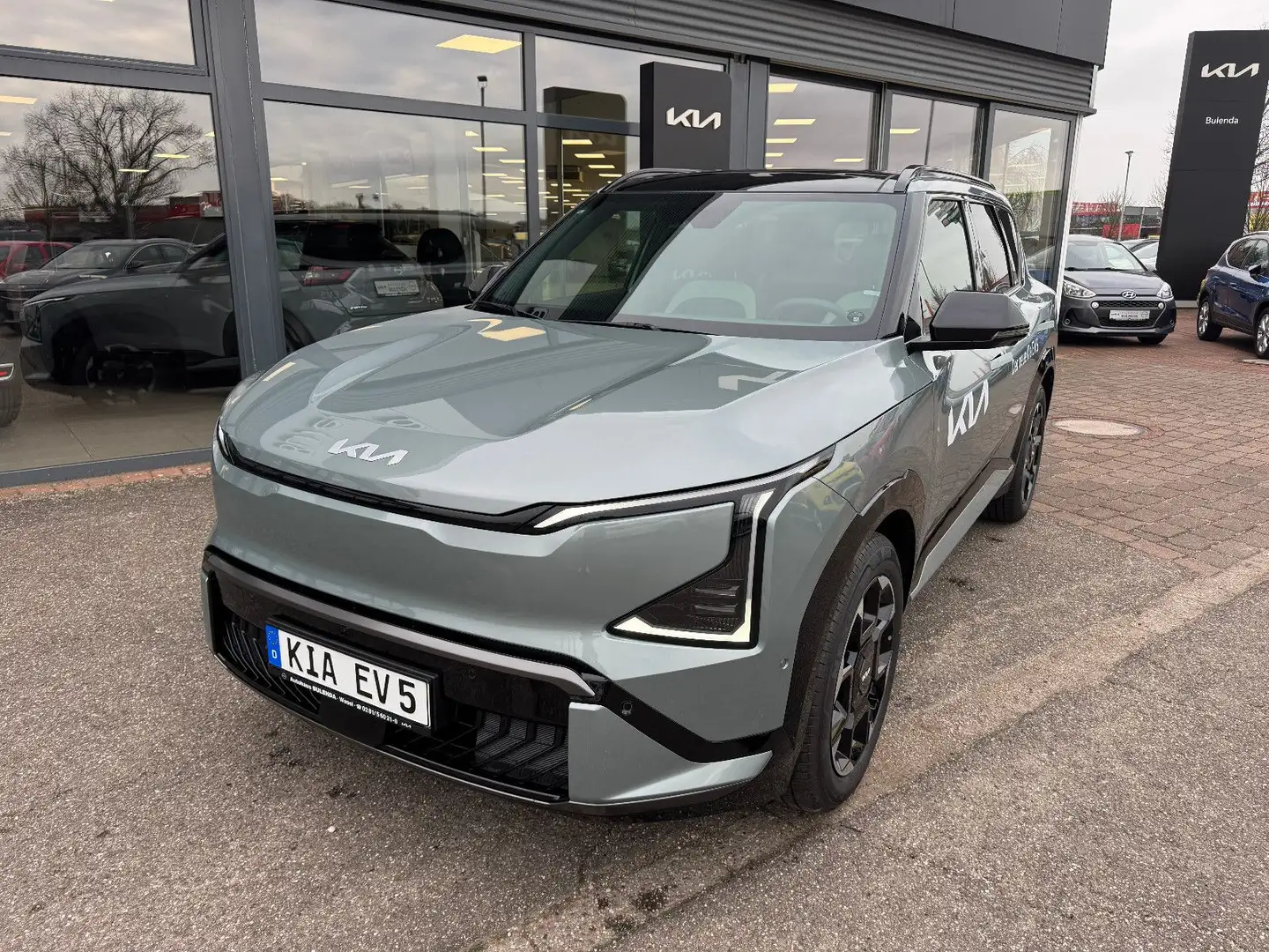 Kia EV5 GT-Line Launch Edition Massage 360° Grün - 2