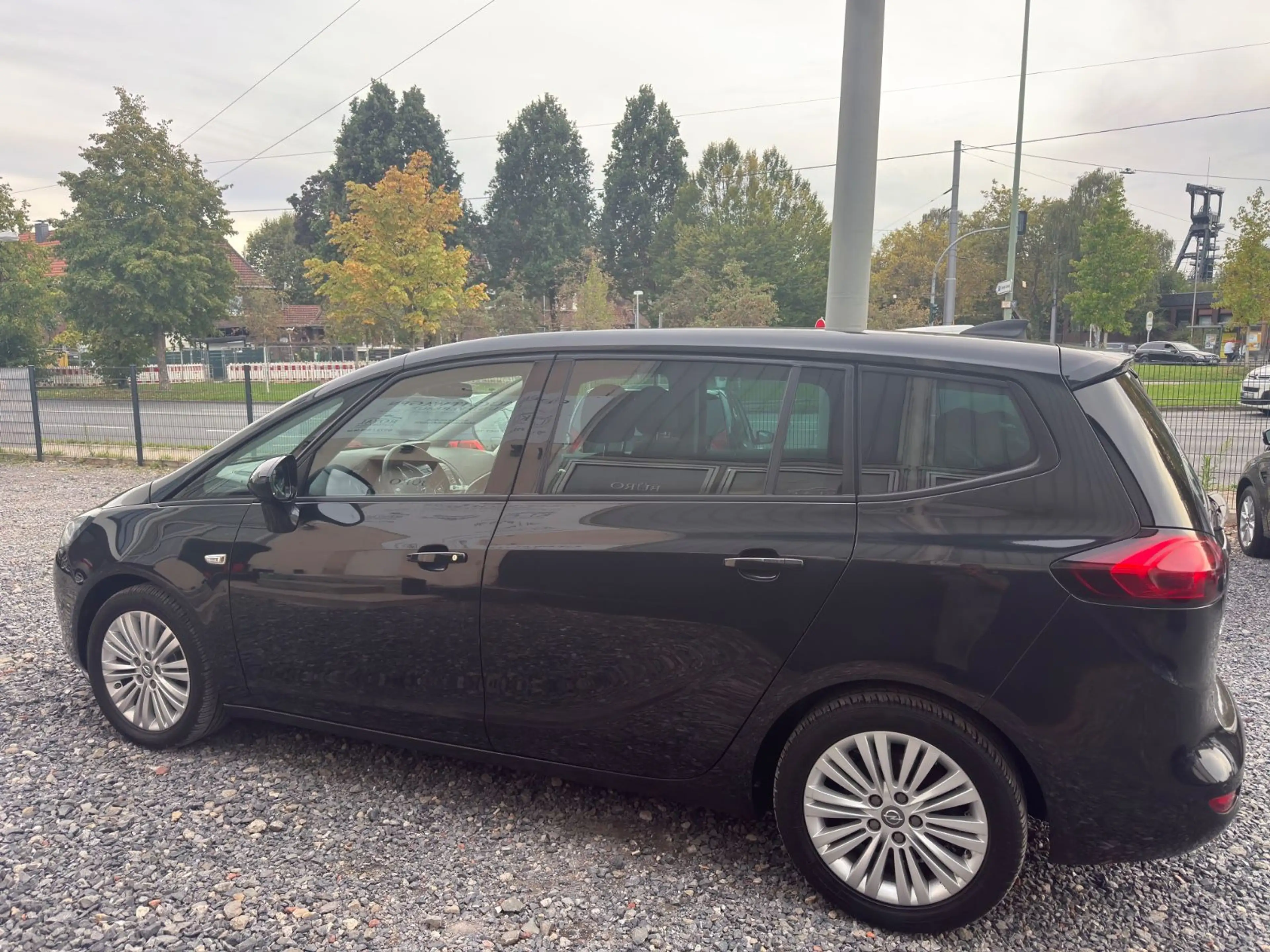Opel Zafira C Tourer Edition — photo 8
