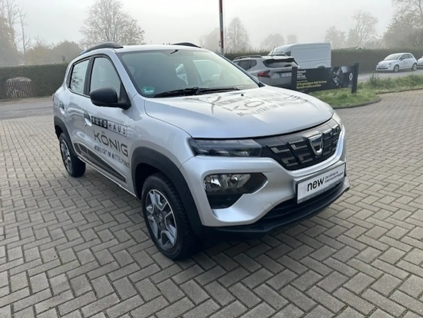 Dacia Spring Business Automatik Klima*Navi*Rückfahrcam Silber - 2