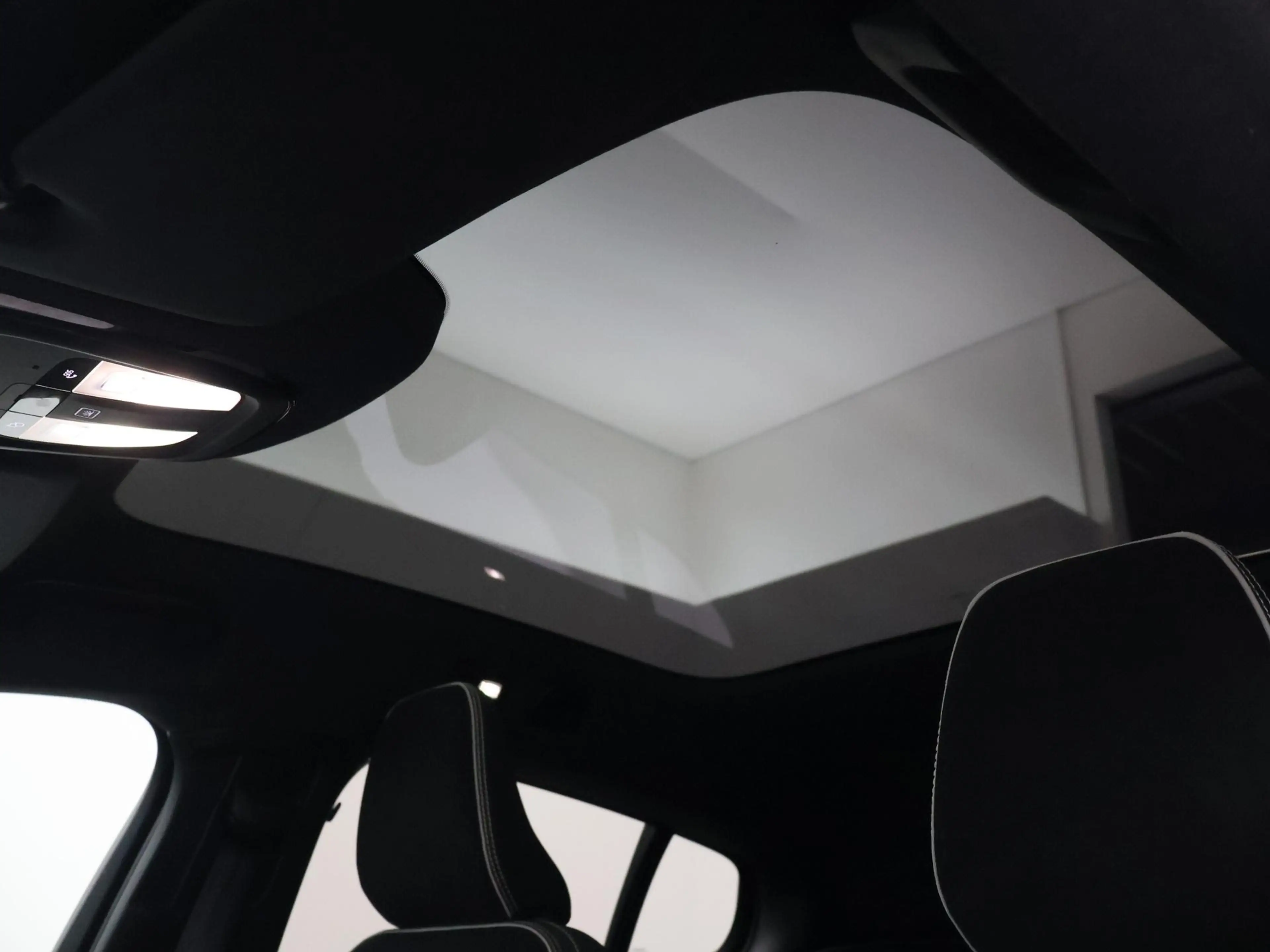 Volvo C40 SINGLE MOTOR EXTENDED RANGE PLUS 82 kWh 97% SOH + — photo 14