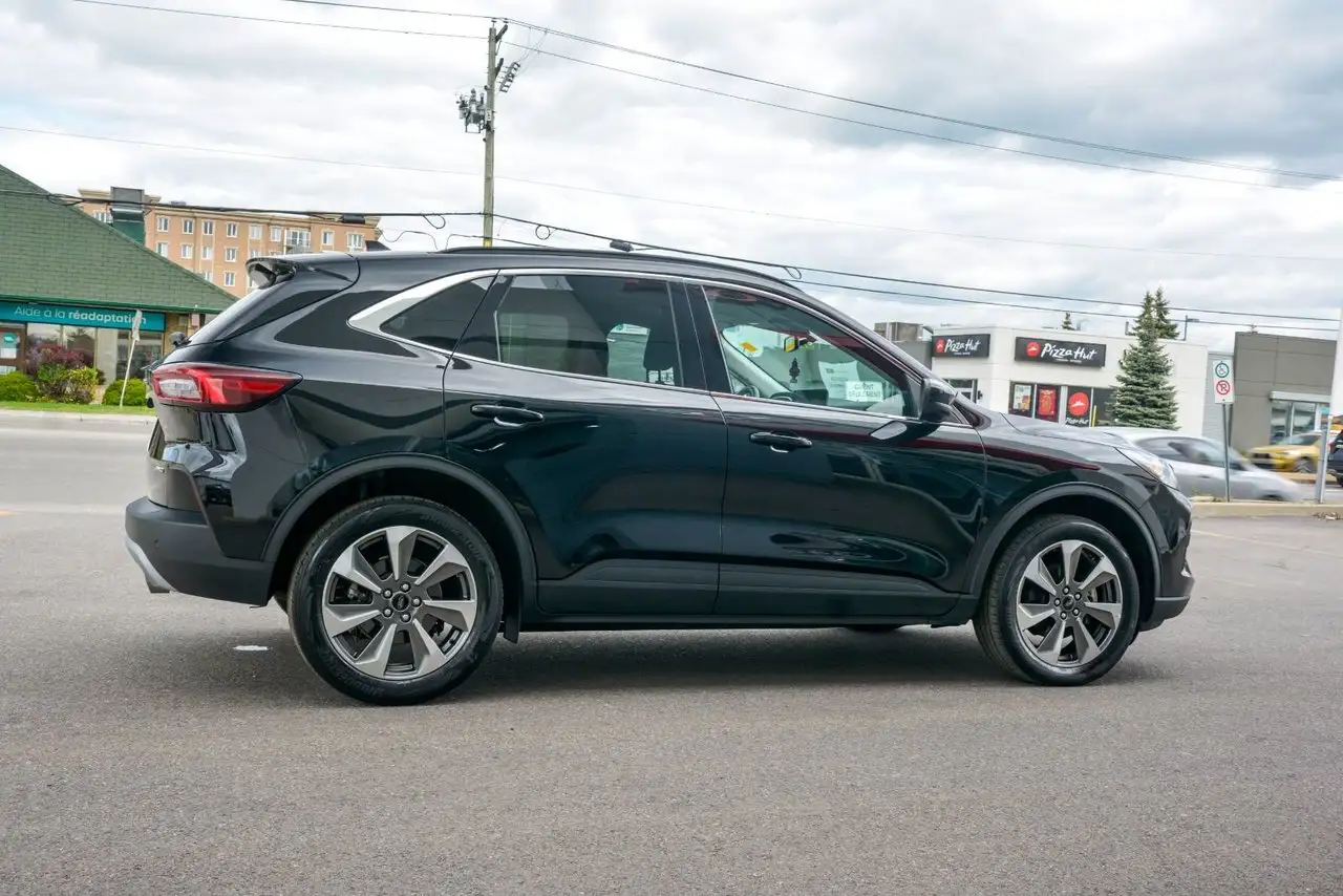 Ford Escape photo Ford Escape