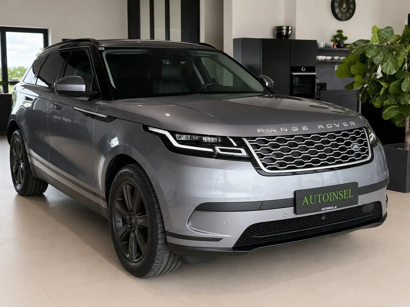 Land Rover Range Rover Velar S 4x4 360° ACC AHK Memory Meridian Grau - 2