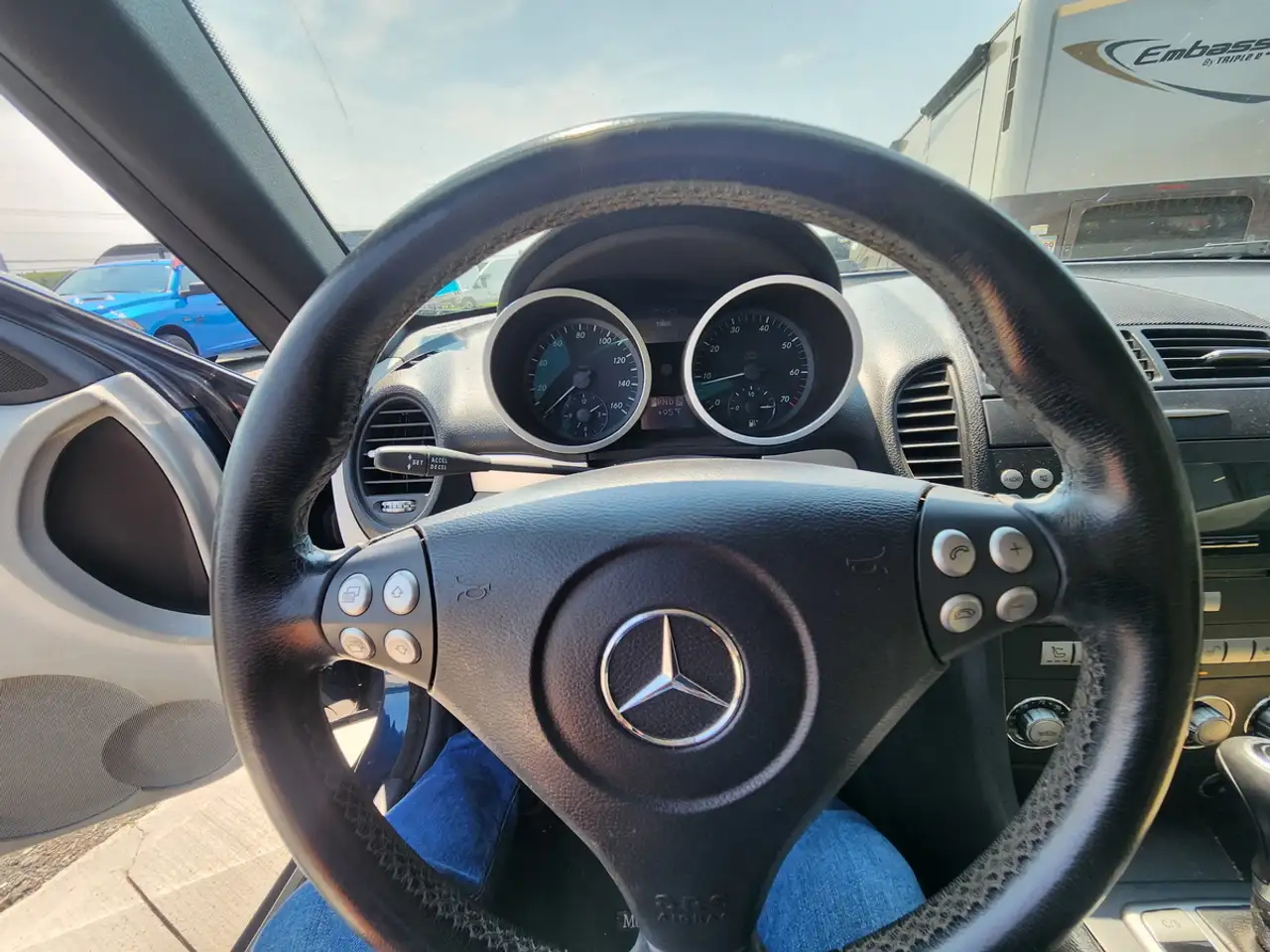 Mercedes-Benz SLK снимка Mercedes-Benz SLK