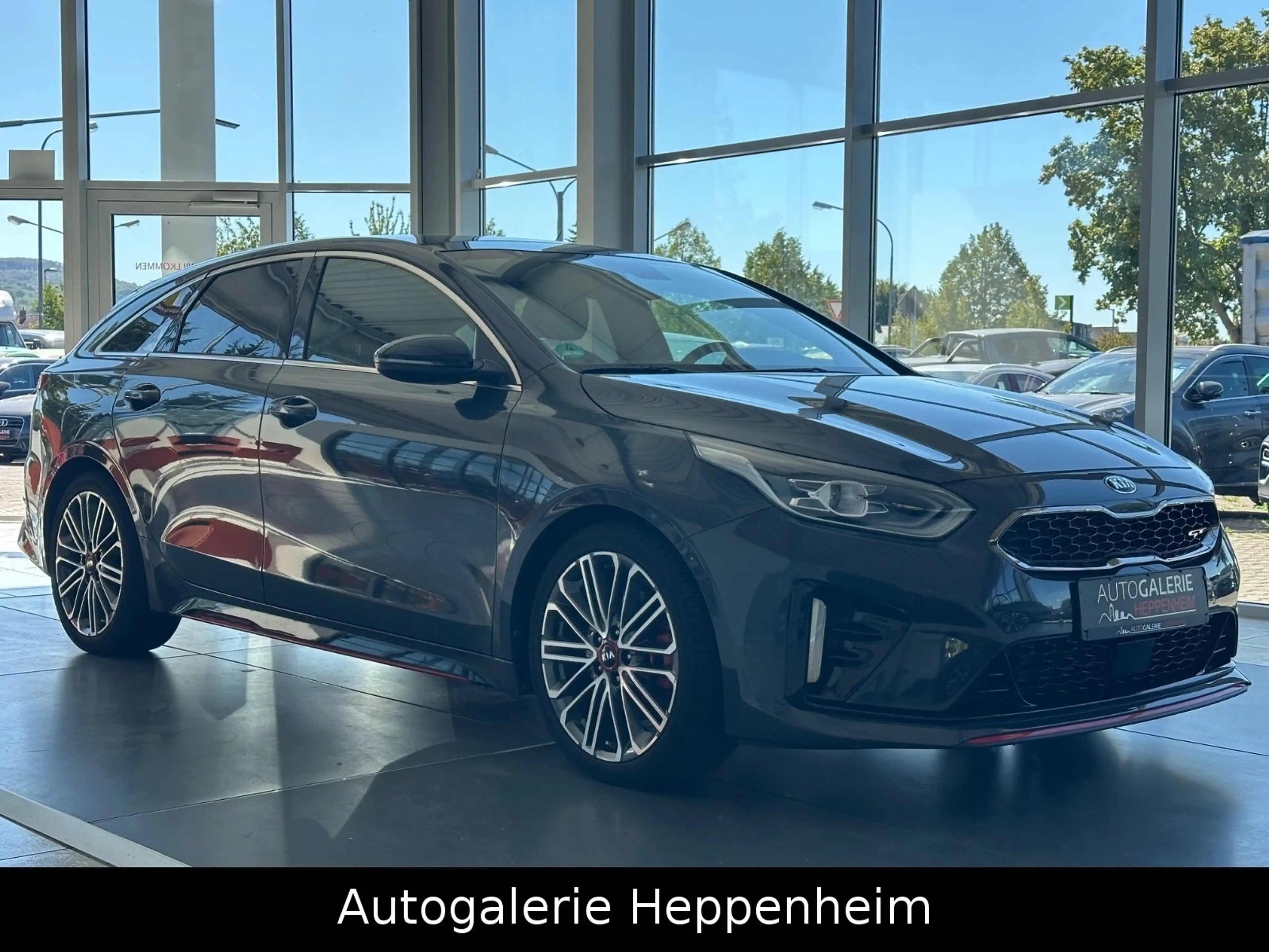Kia ProCeed / pro_cee'd ProCeed GT — photo 4