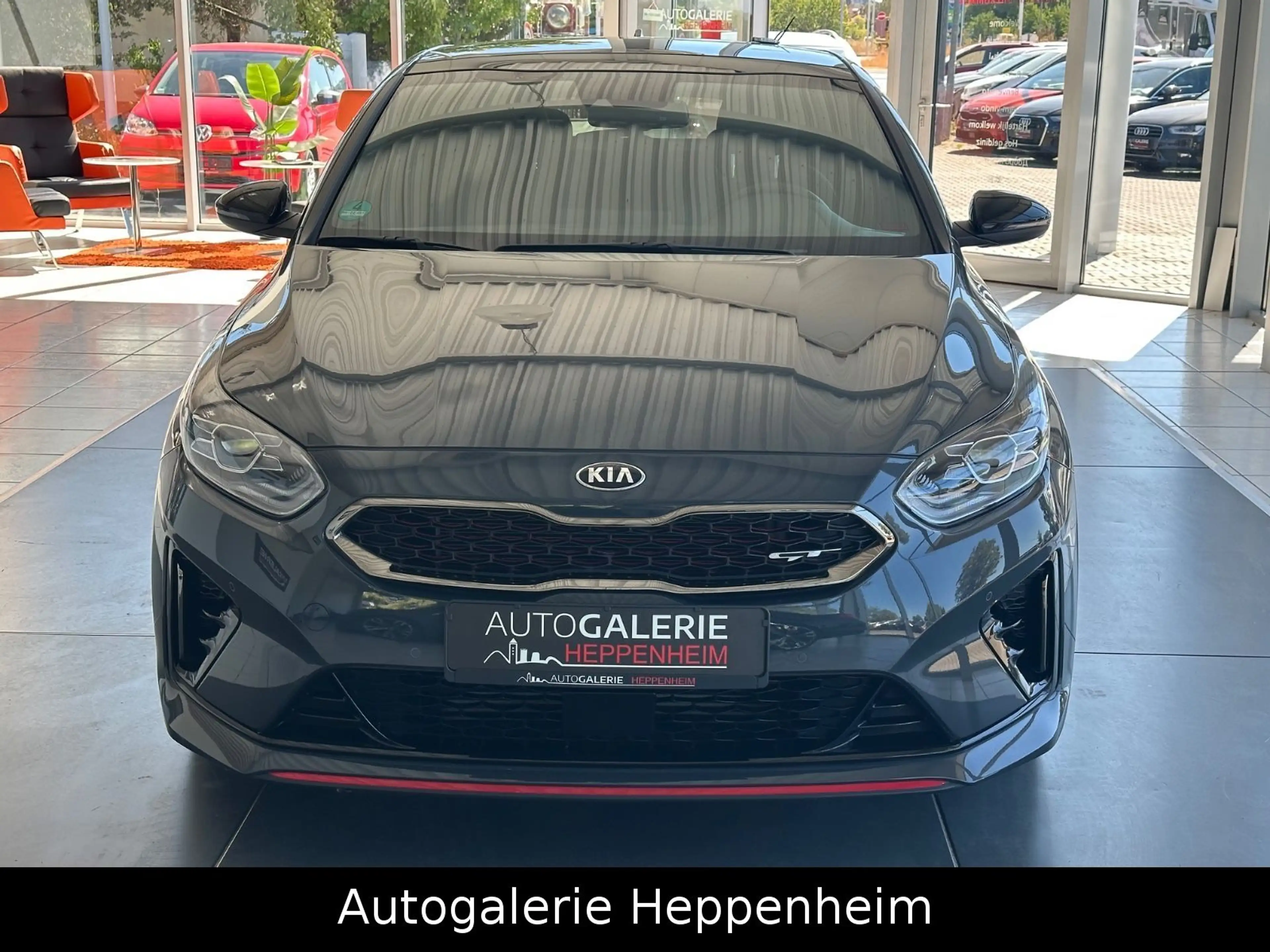 Kia ProCeed / pro_cee'd ProCeed GT — photo 2