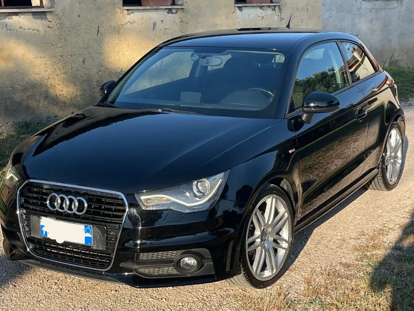 Audi A1 A1 1.6 tdi Ambition 105cv Nero - 2