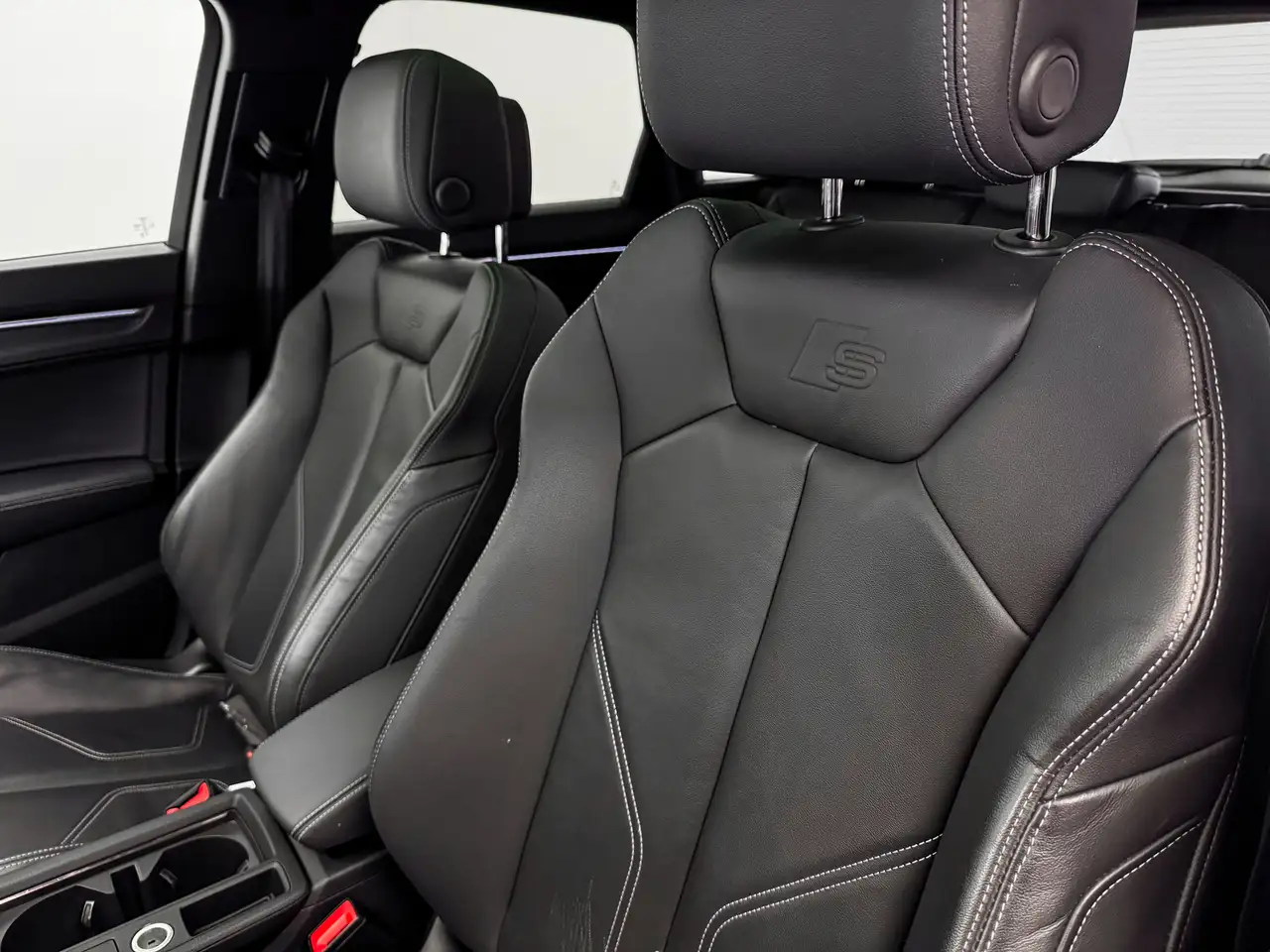 Audi Q3 снимка Audi Q3