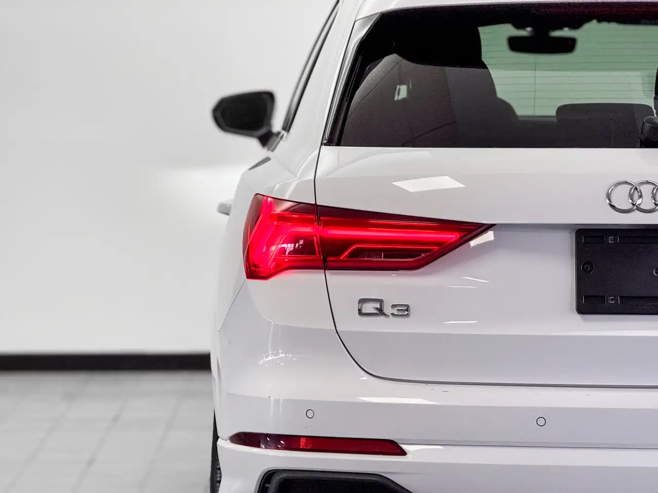 Audi Q3 снимка Audi Q3